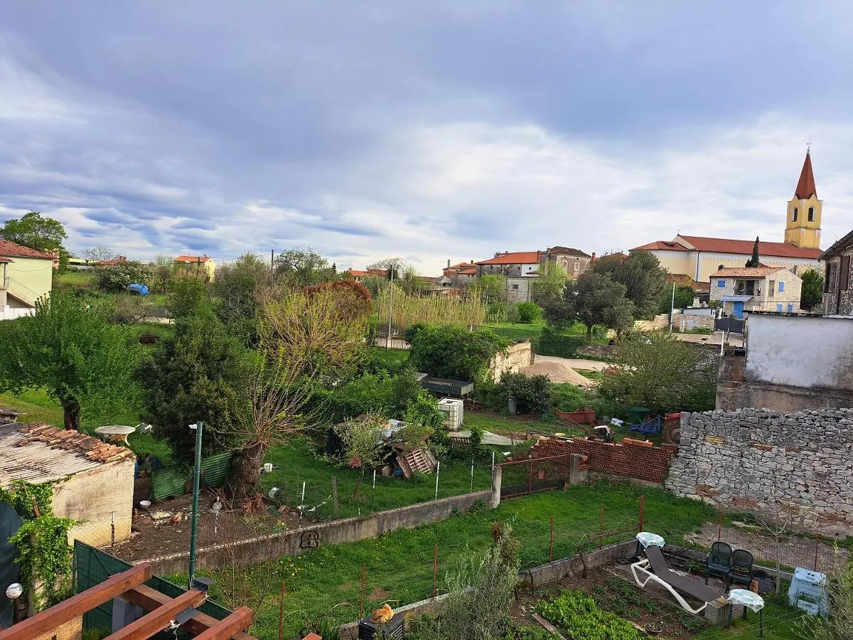 Sobe Anja Guest House Brtonigla
