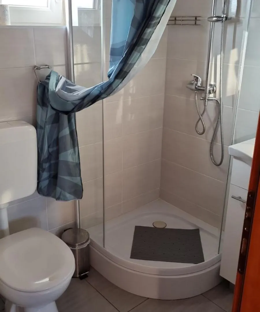 Sobe Anja Guest House Brtonigla